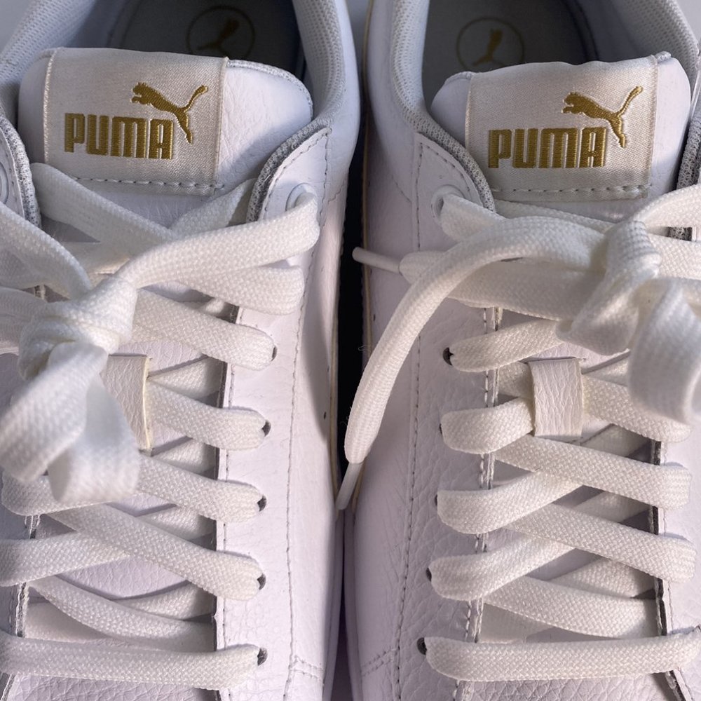 PUMA white sports shoes